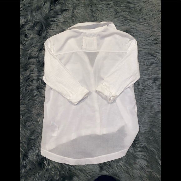 Abercrombie Top - Size XS | Color: White - Picture 2 of 3